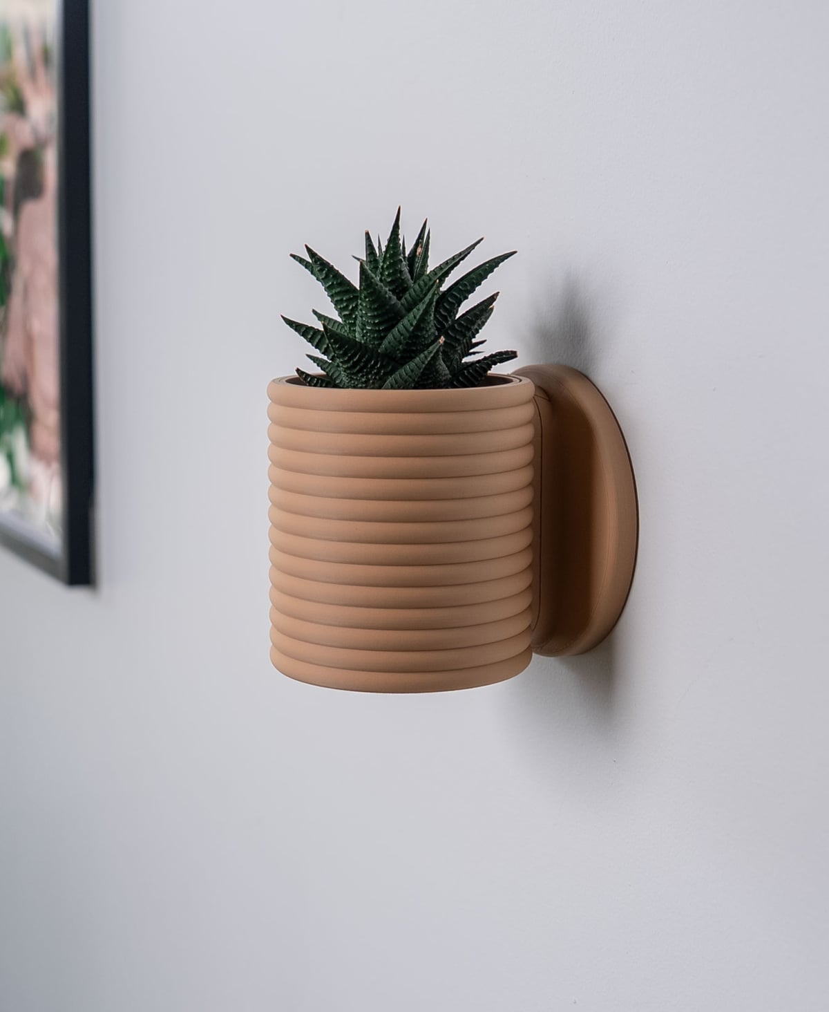 Planter with Hidden Drip Tray - Poppy 2